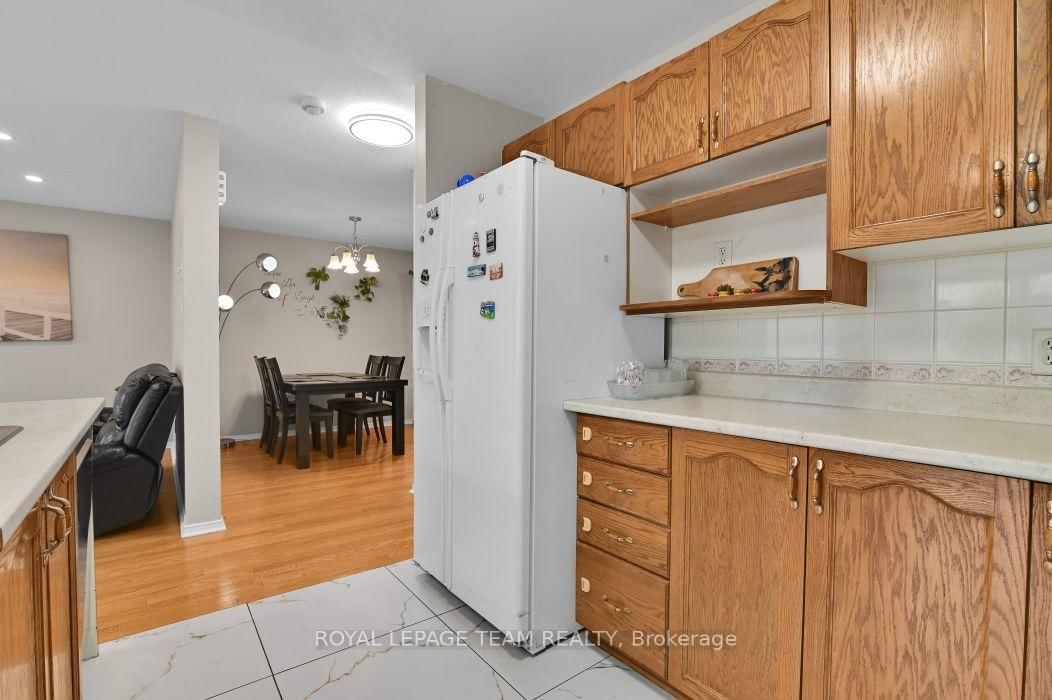 7 Karendale Street • Ottawa, ON photo 9