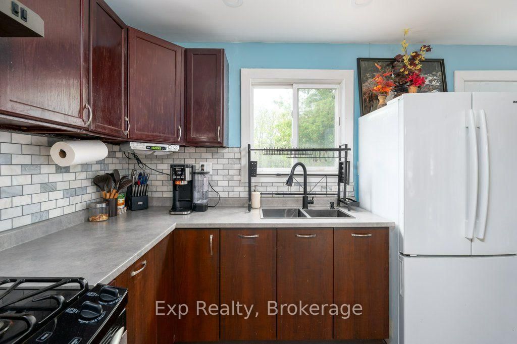 525 Cannifton Road N • Corbyville, ON photo 14