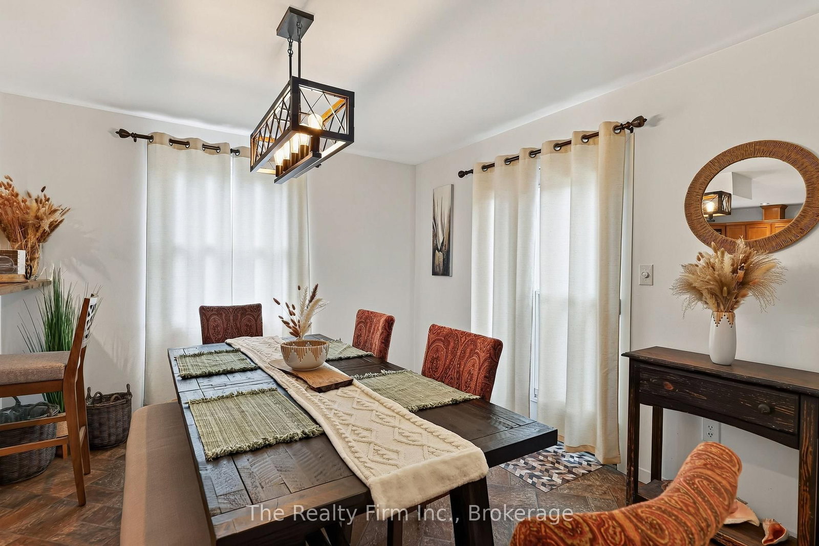 652 Miller Street • Woodstock, ON photo 17