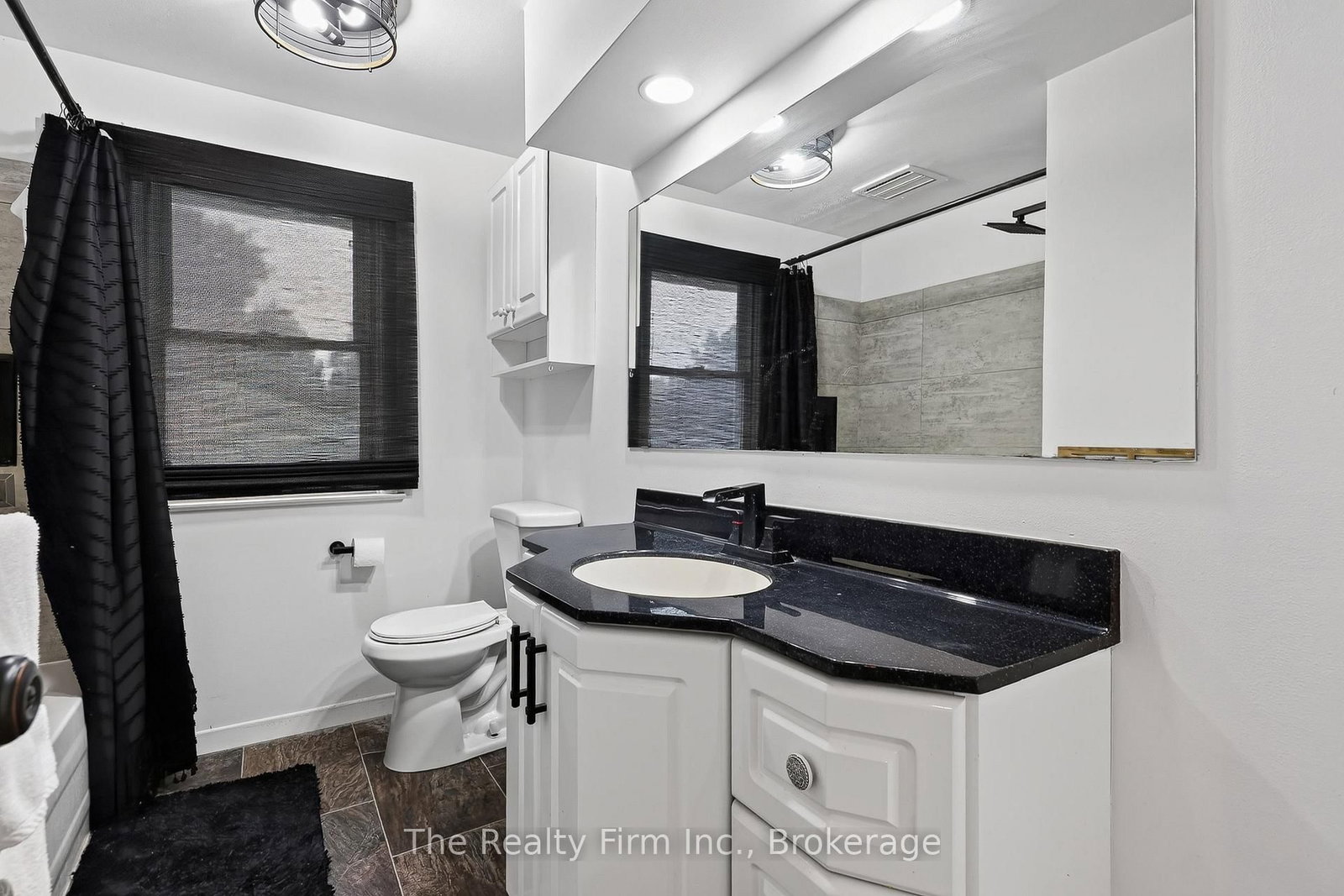 652 Miller Street • Woodstock, ON photo 26