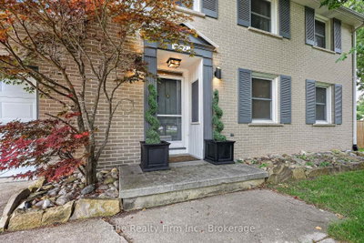 652 Miller Street • Woodstock, ON photo 4