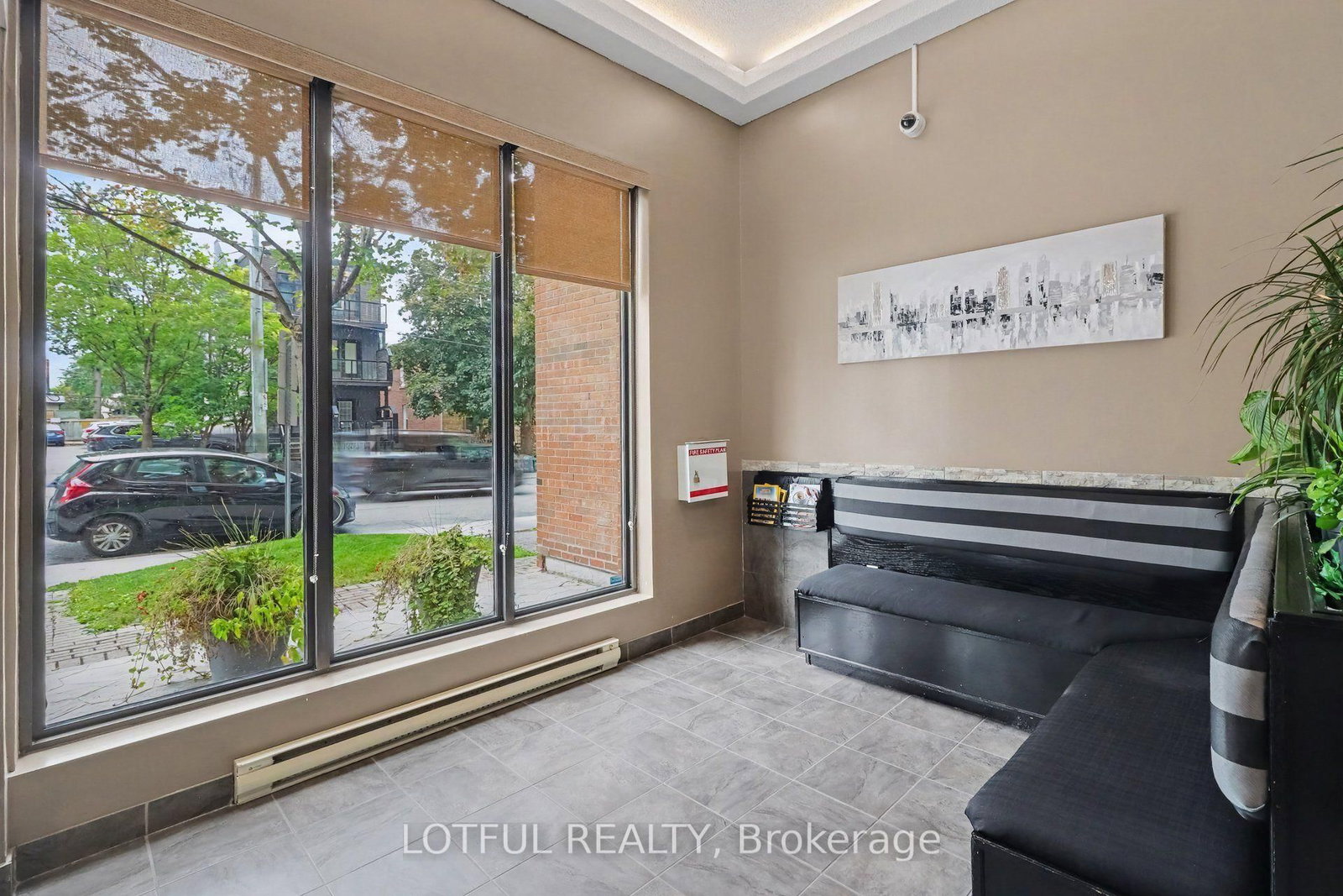 99 Holland Avenue • #605 • Ottawa, ON photo 4