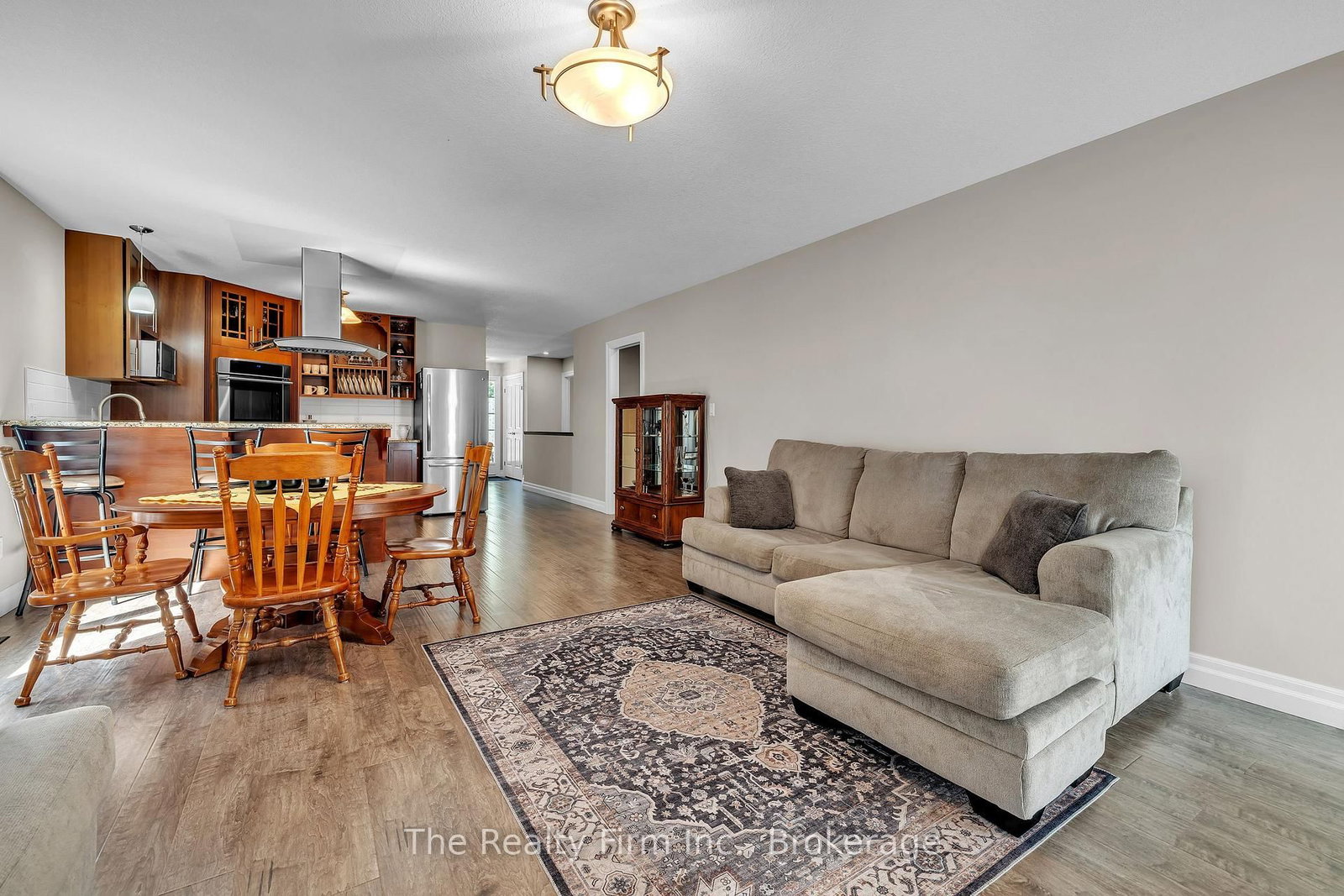 27 Cronyn Street • Woodstock, ON photo 12