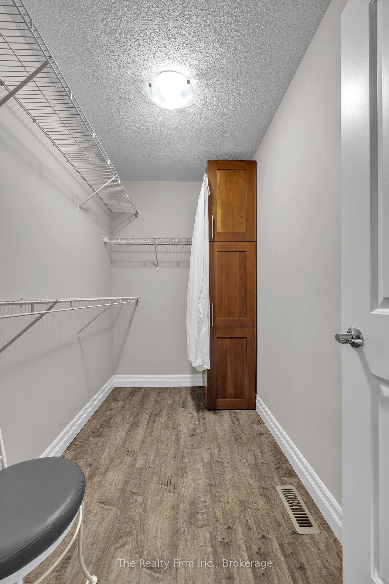 27 Cronyn Street • Woodstock, ON photo 17