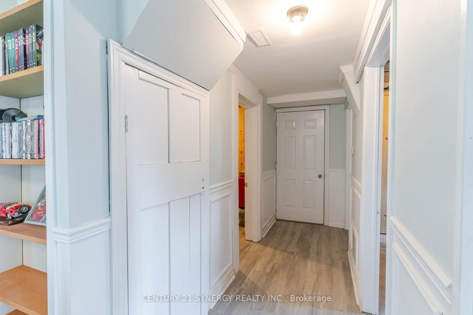 677 Bowes Side Road • Perth, ON photo 36