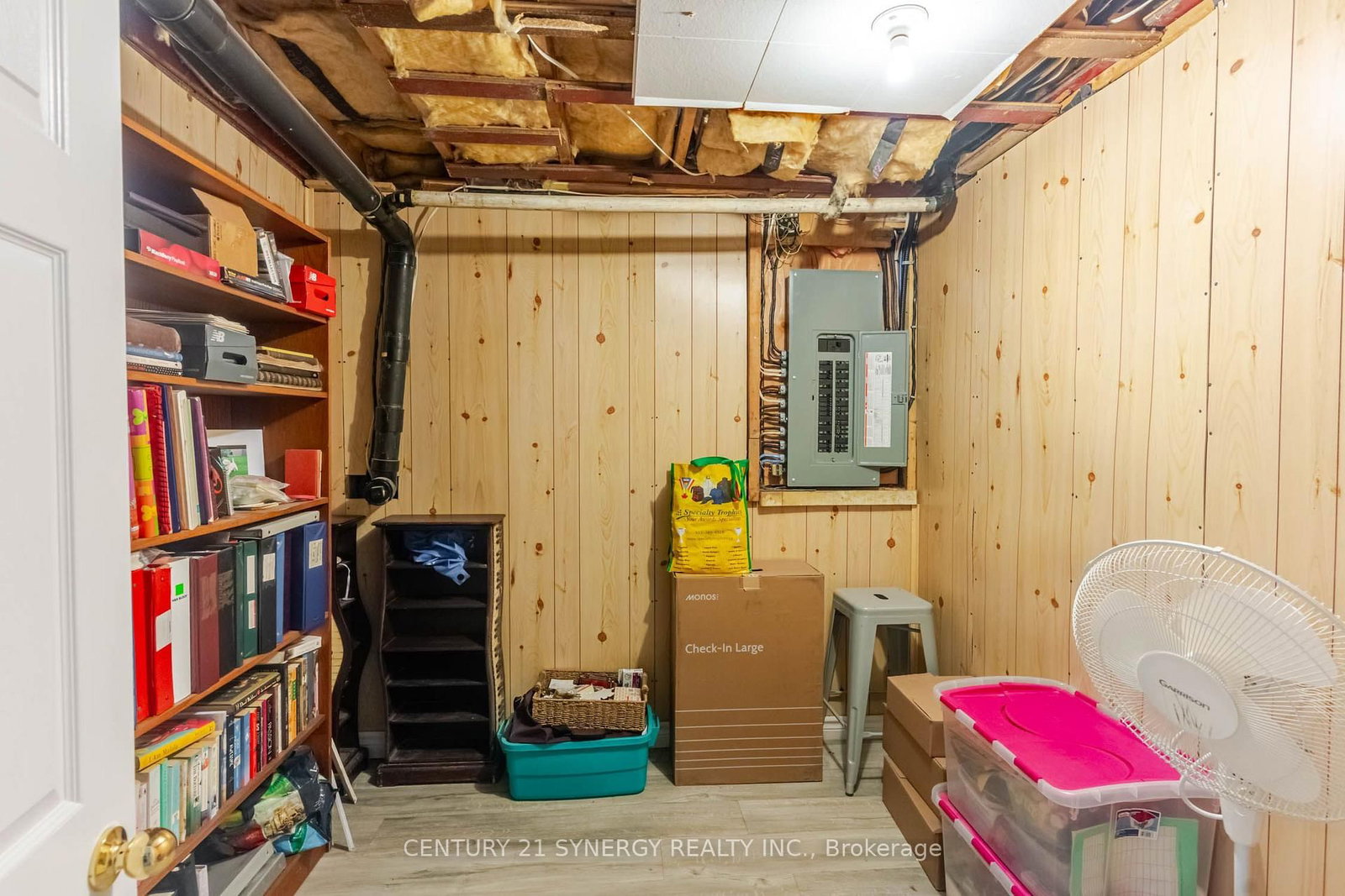 677 Bowes Side Road • Perth, ON photo 37
