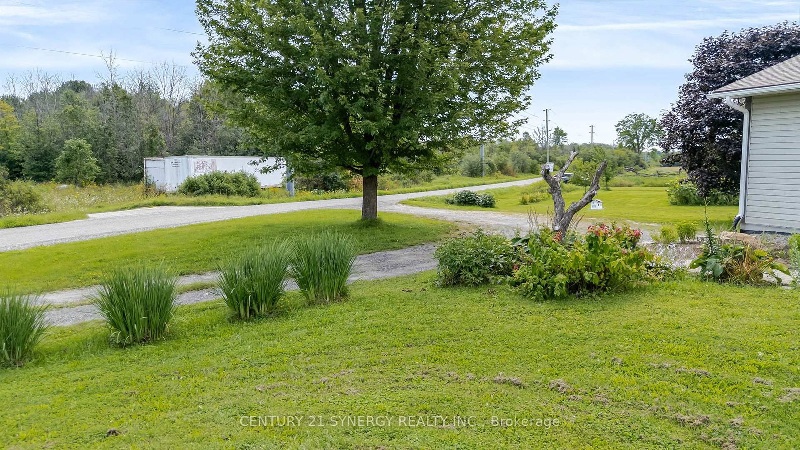677 Bowes Side Road • Perth, ON photo 46
