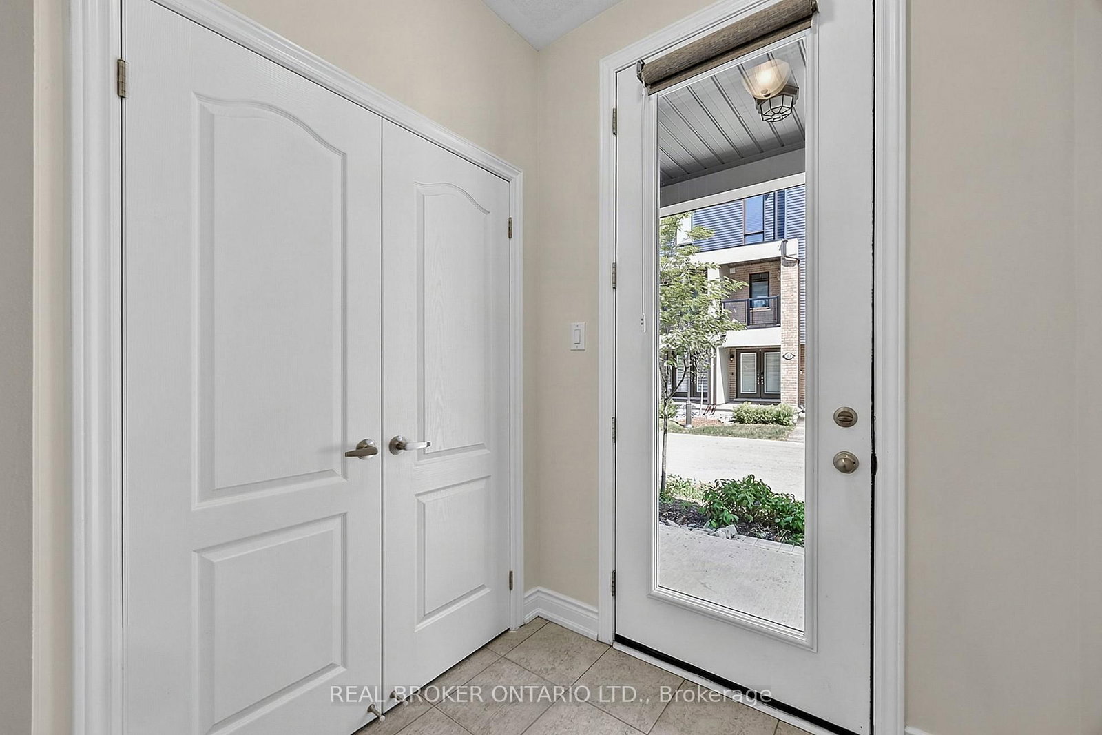 82 Marina Village Drive • Georgian Bay, ON photo 3