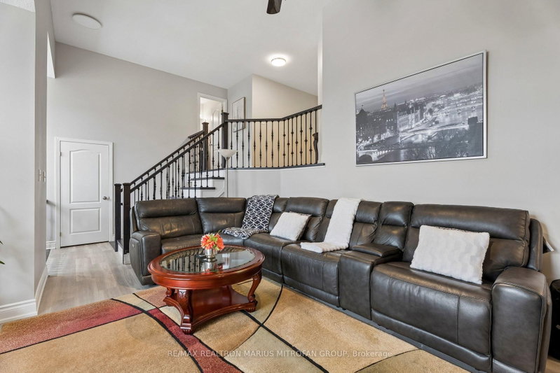 58 Whiterock Ave photo 5