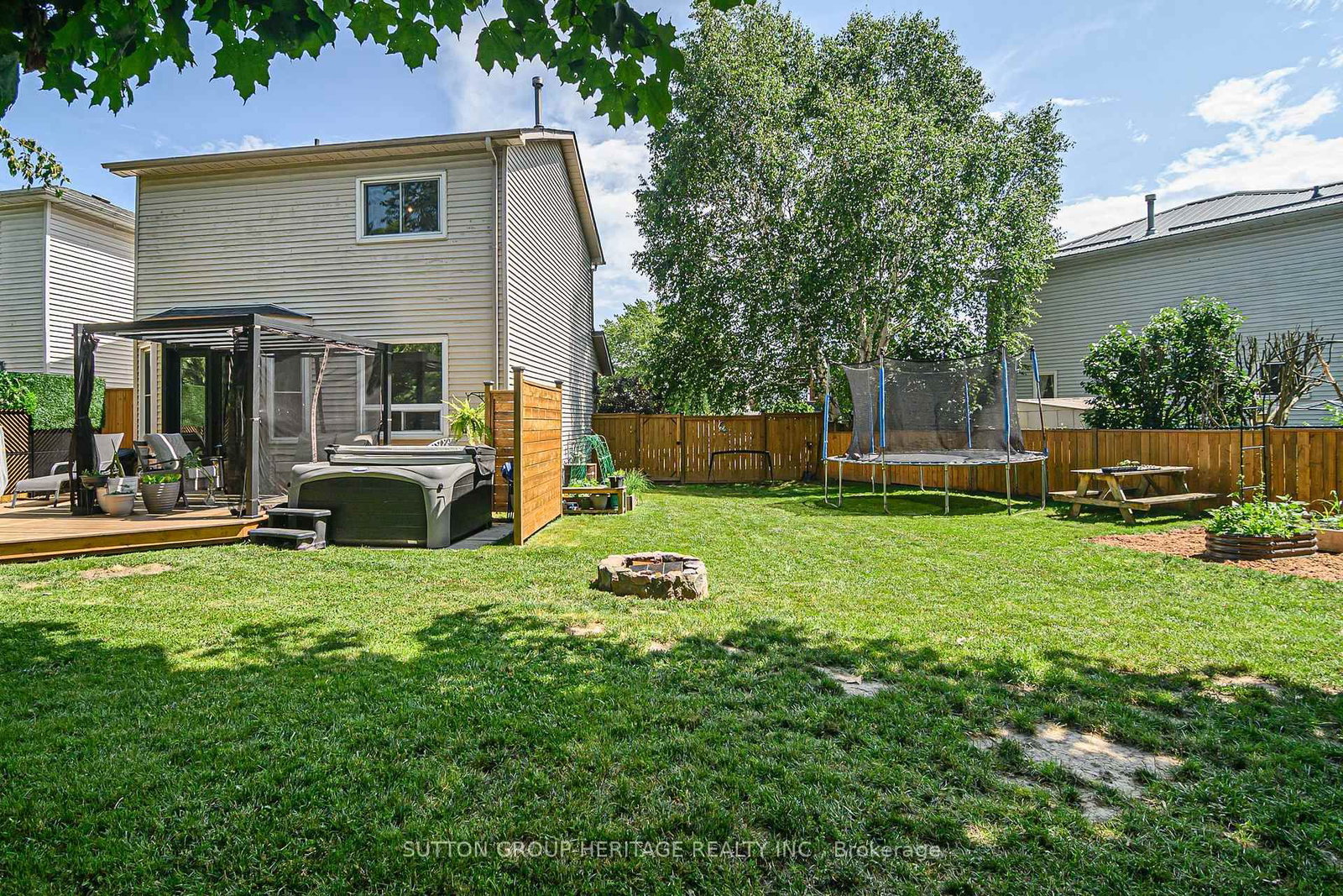 12 Curtis Court • Port Hope, ON photo 38