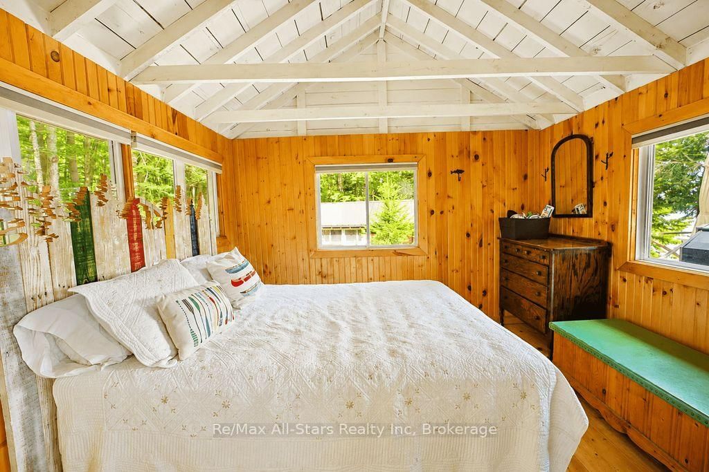 1142 Smoke Lake • South Algonquin, ON photo 25