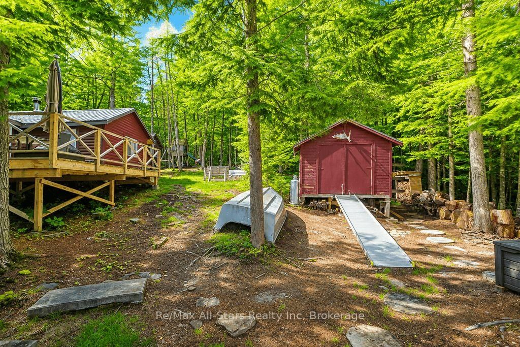 1142 Smoke Lake • South Algonquin, ON photo 30