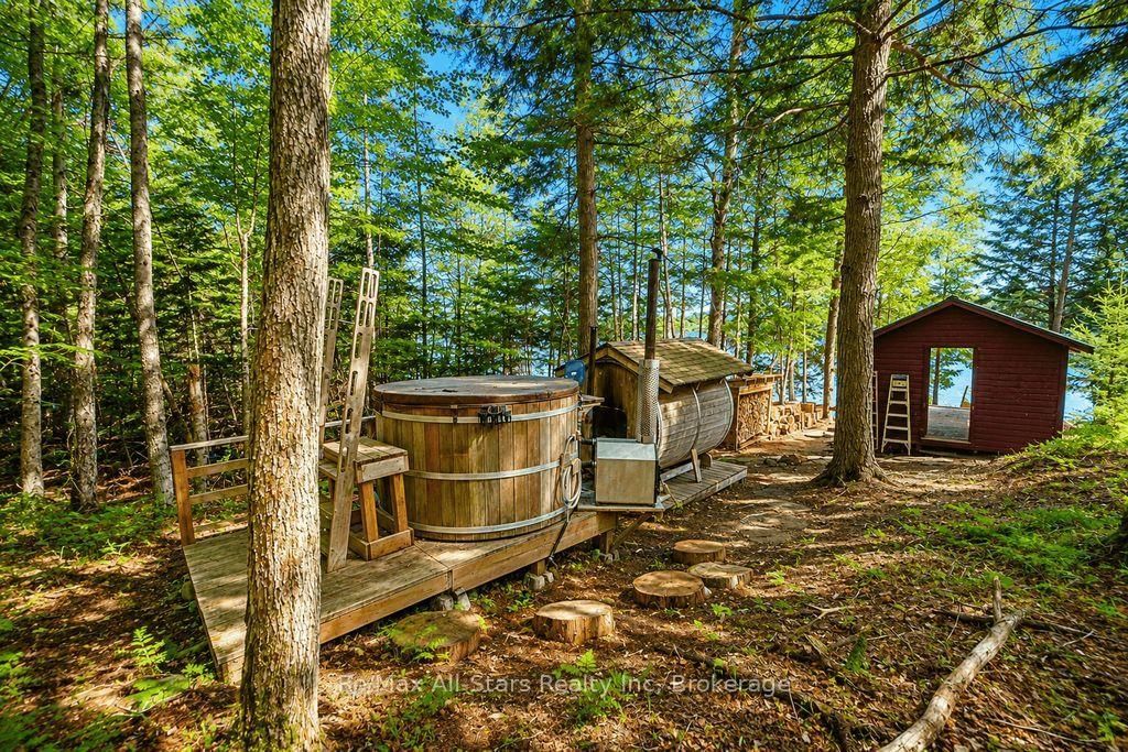 1142 Smoke Lake • South Algonquin, ON photo 34