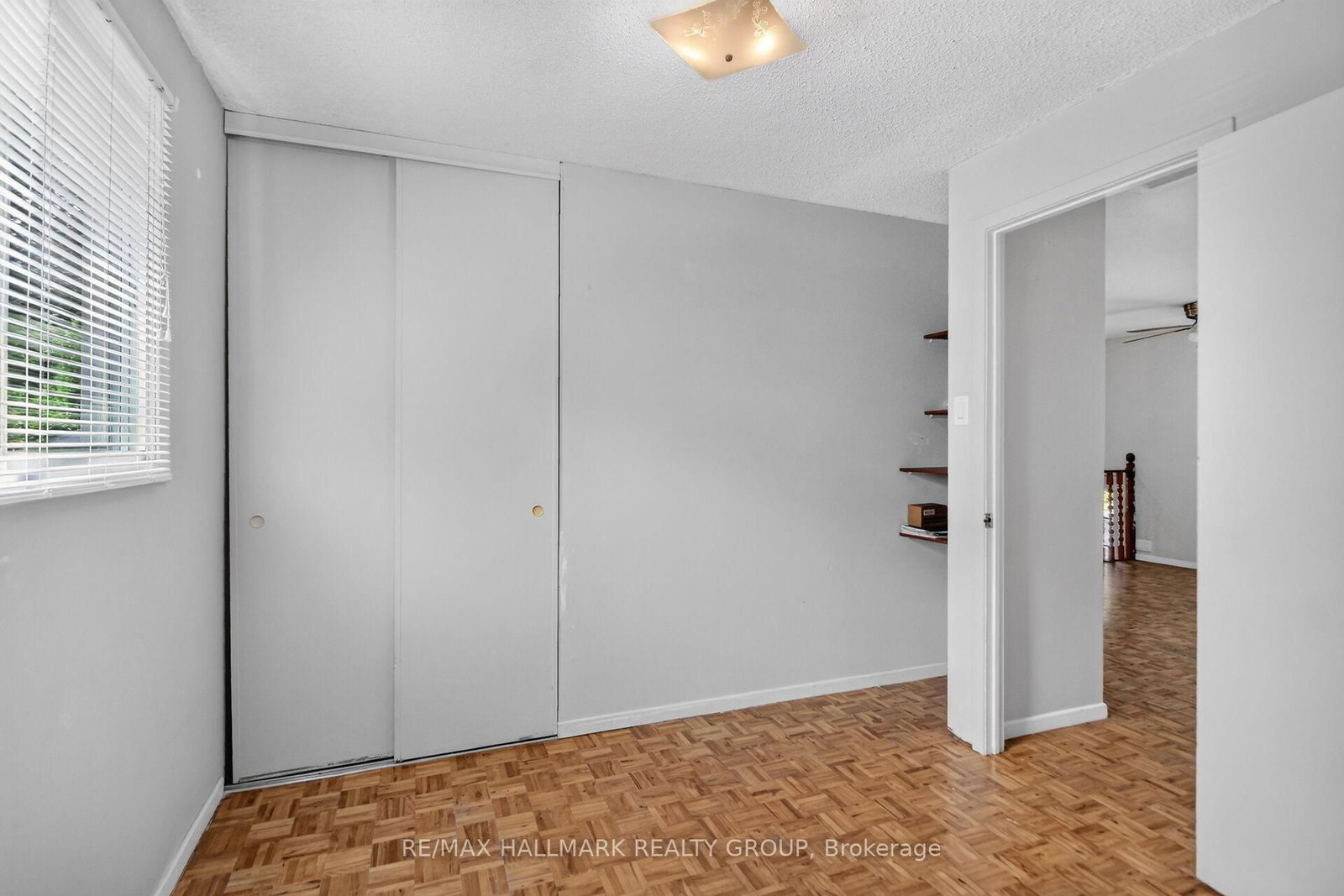 140 Rothesay Drive • Ottawa, ON photo 16