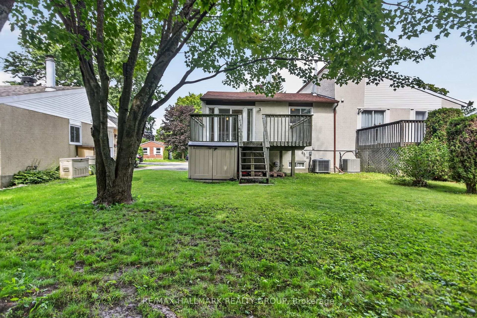 140 Rothesay Drive • Ottawa, ON photo 28