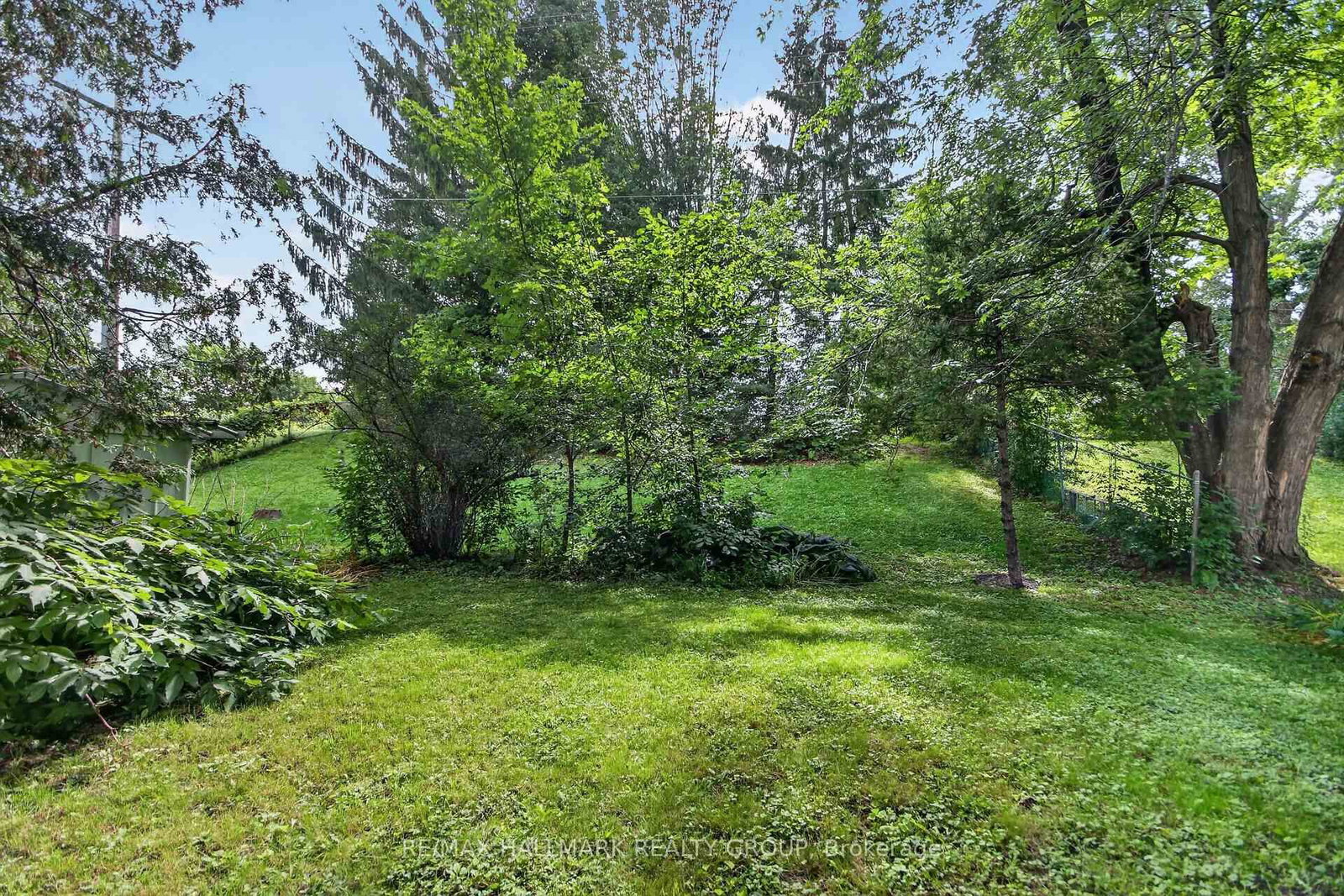 140 Rothesay Drive • Ottawa, ON photo 30