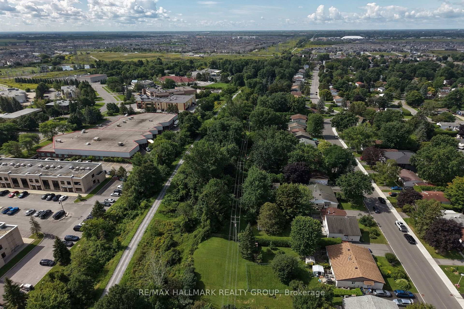 140 Rothesay Drive • Ottawa, ON photo 35