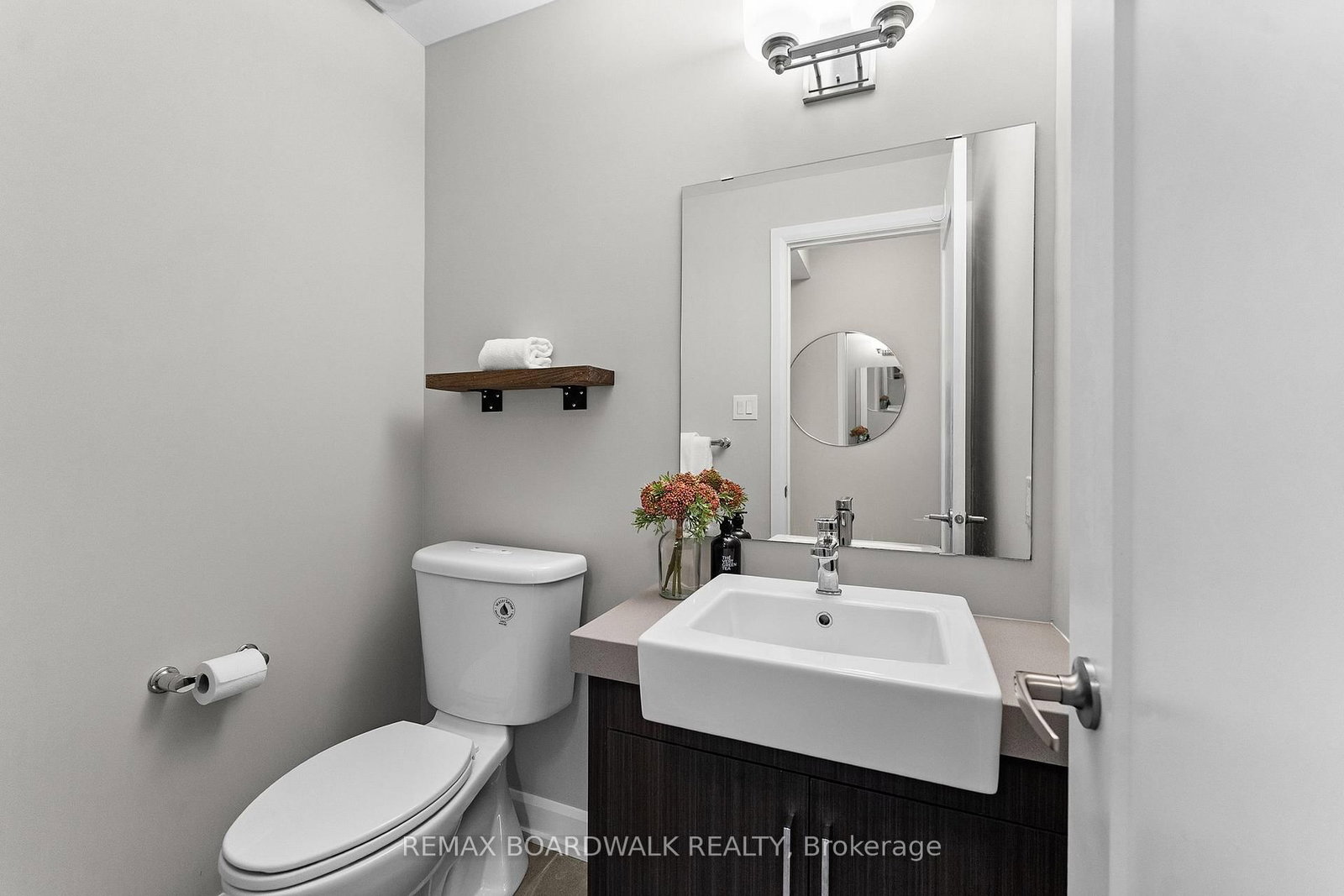 14 Philosopher Private • Ottawa, ON photo 25