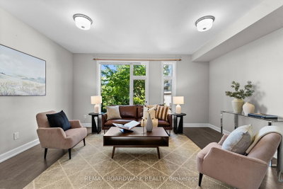 14 Philosopher Private • Ottawa, ON photo 9