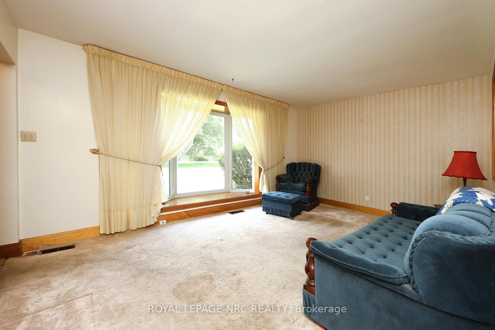 513 Ridge Road W • Grimsby, ON photo 8
