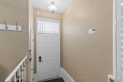 407 Vermont Avenue • London South, ON photo 5