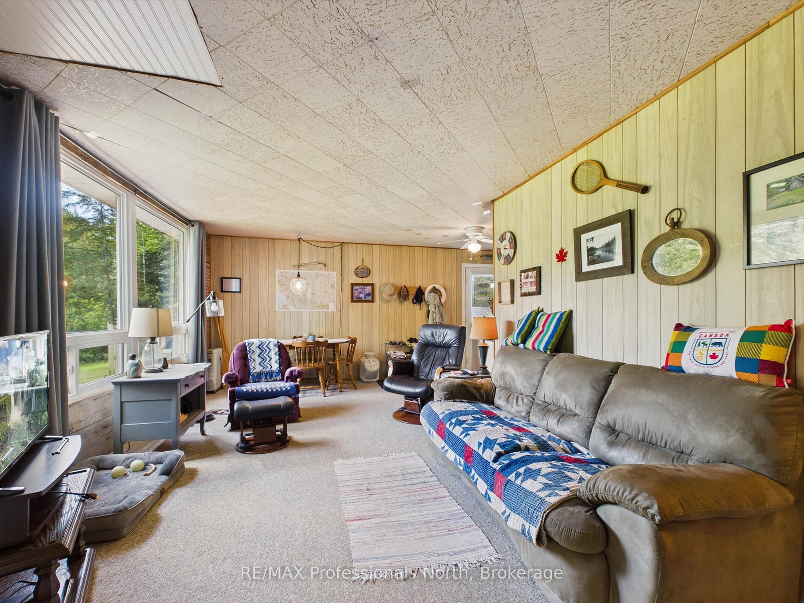 1001 Sherwood Forest Road - Photo 7