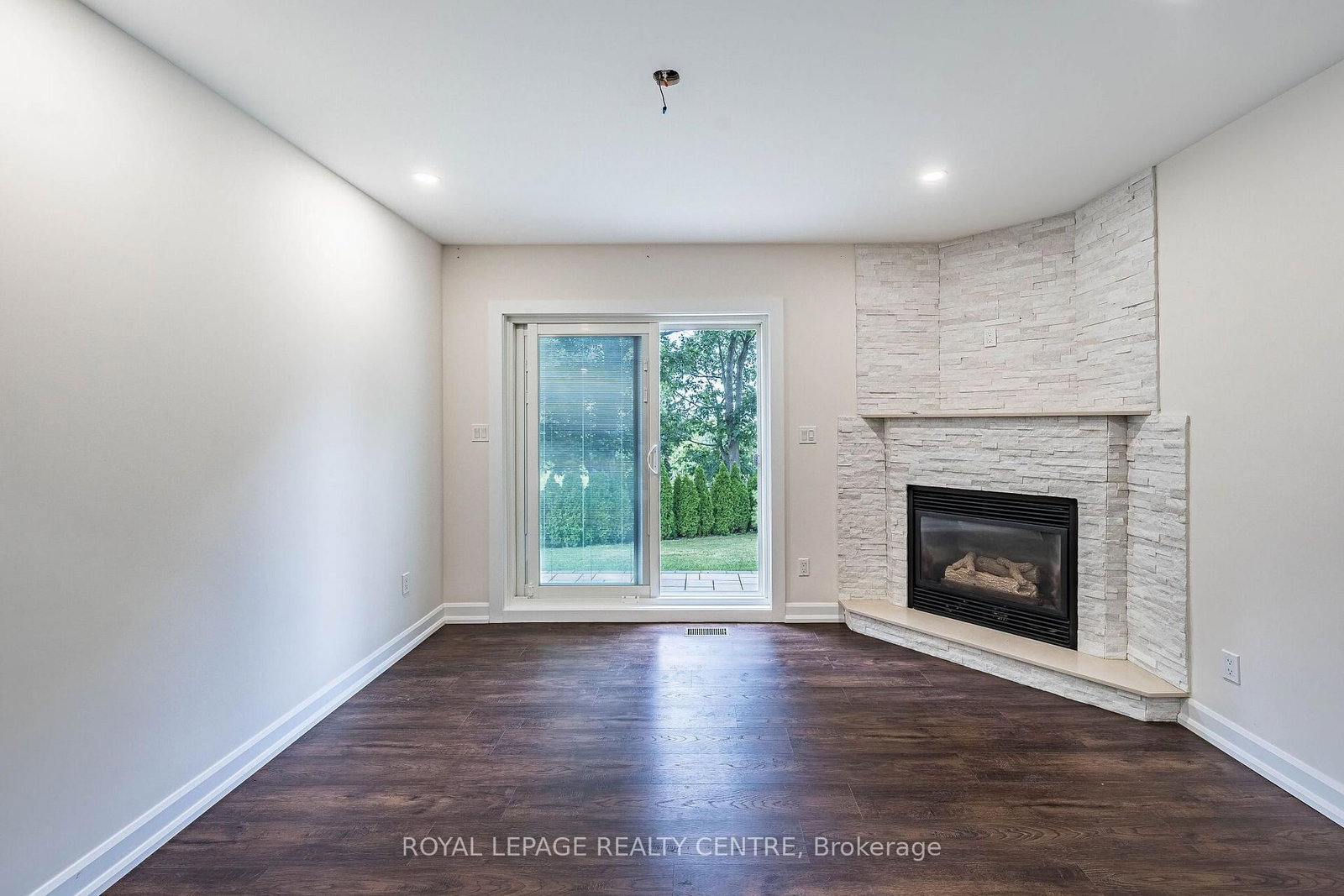 3 Vineberg Drive • Hamilton, ON photo 23