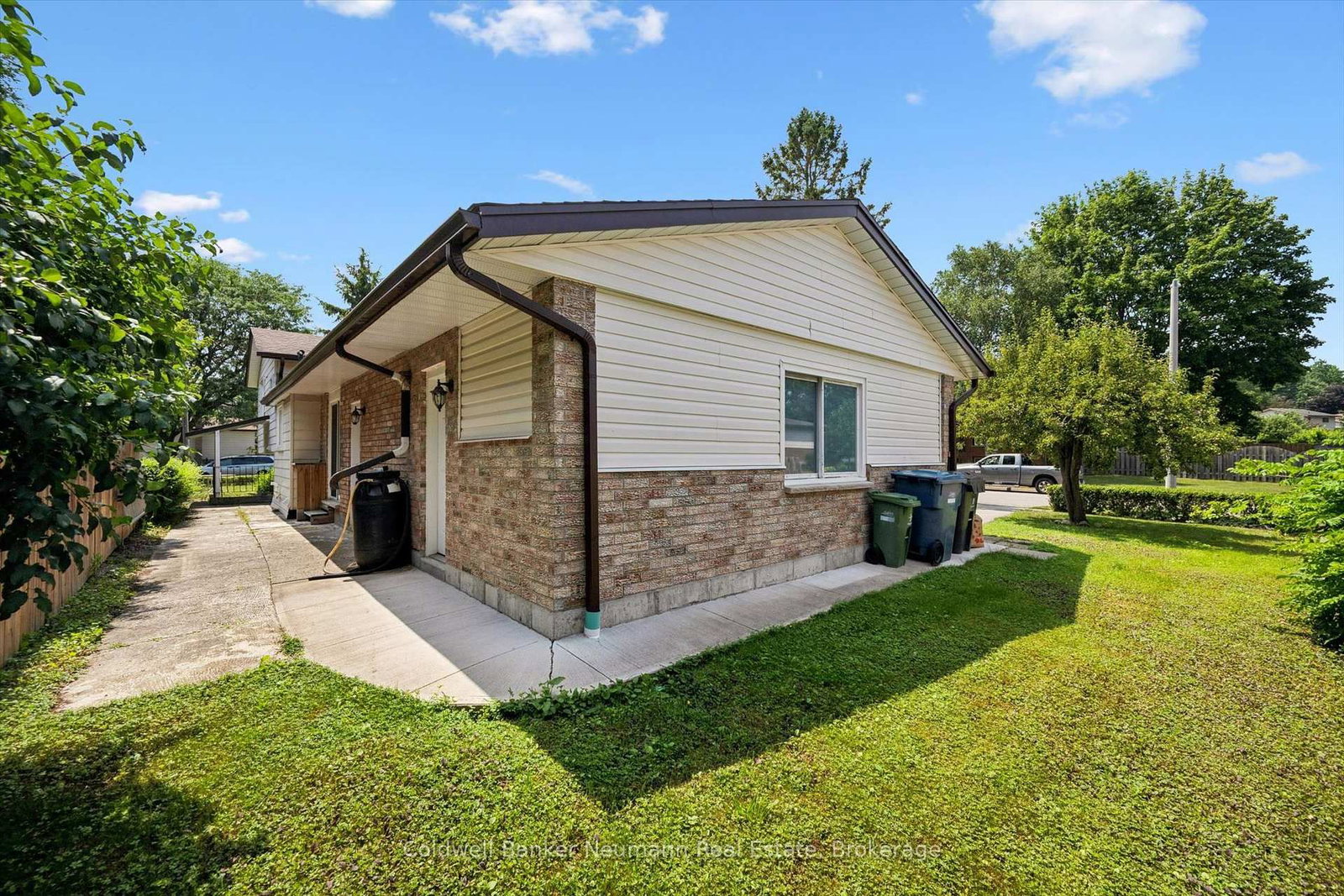 3 Meadow Crescent • Guelph, ON photo 31