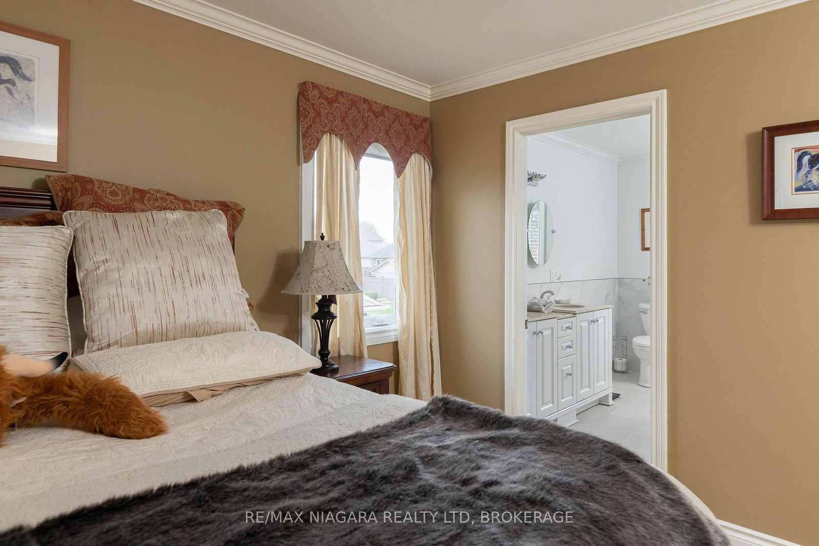8056 Cathedral Drive • Niagara Falls, ON photo 23