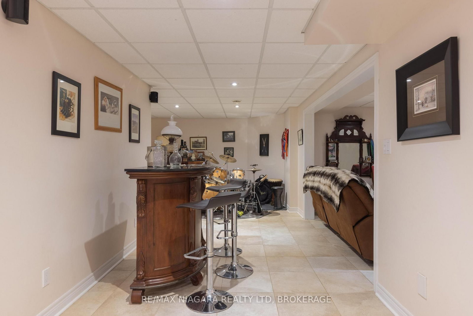 8056 Cathedral Drive • Niagara Falls, ON photo 29