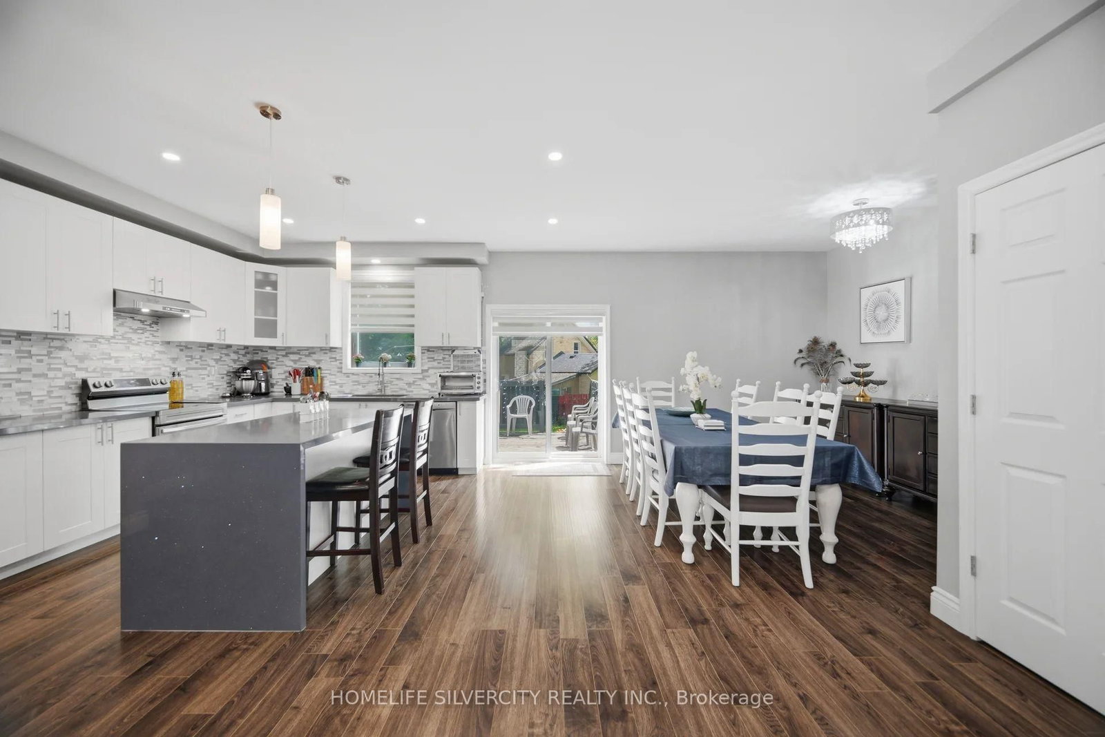 165 St Andrews Street W • Cambridge, ON photo 9