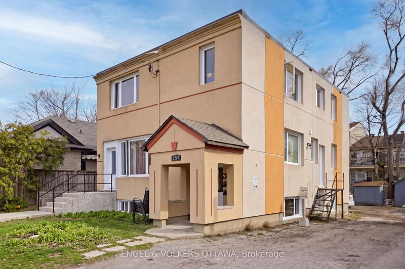 1 - 287 St Laurent Boulevard