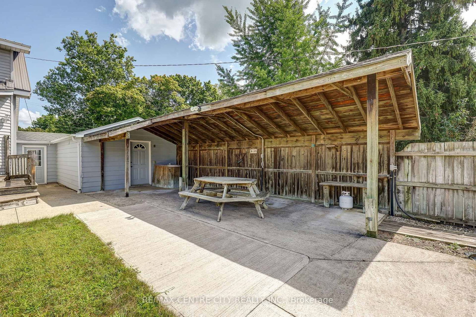 264 John Street S • Aylmer, ON photo 30
