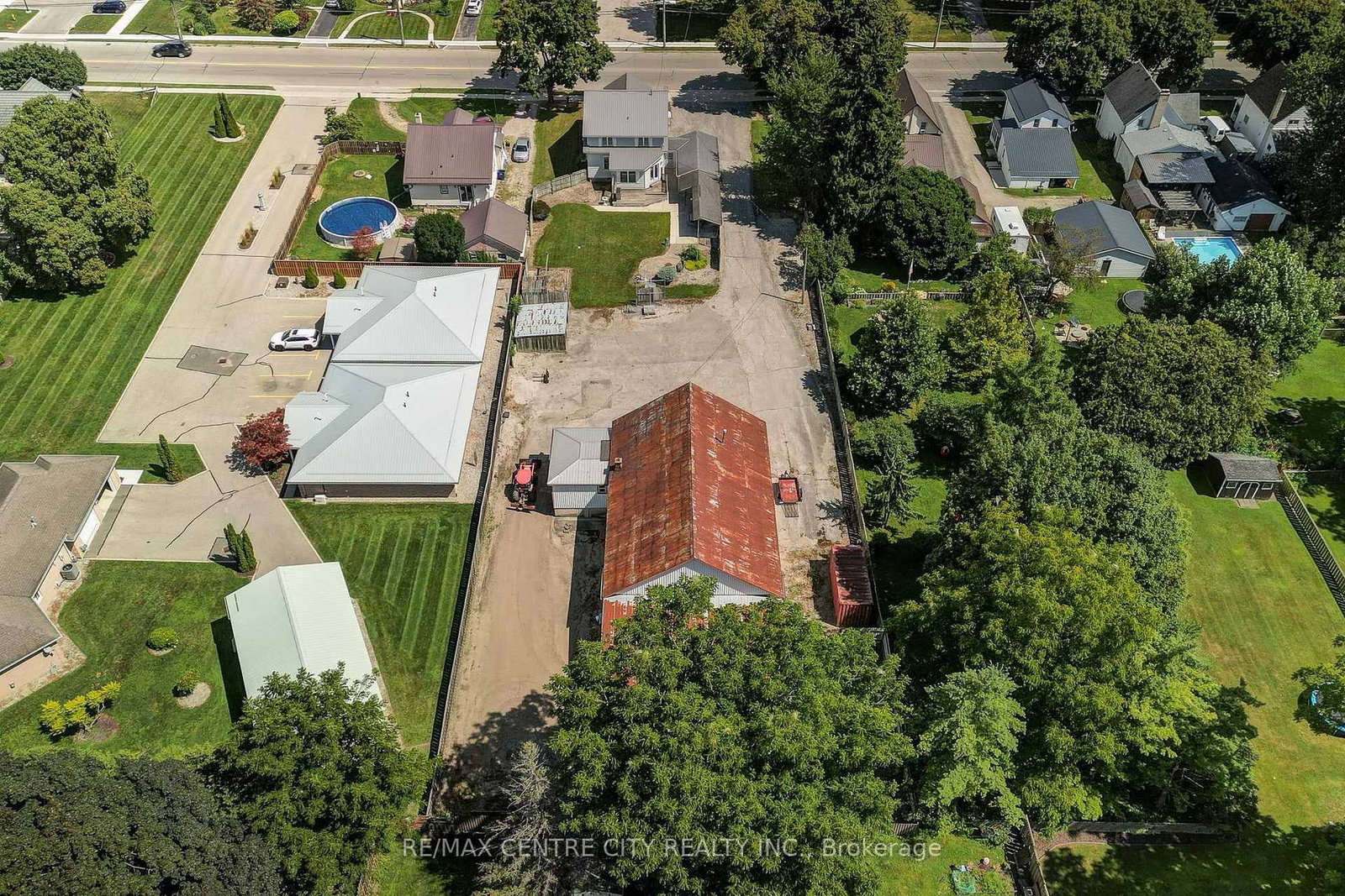 264 John Street S • Aylmer, ON photo 36