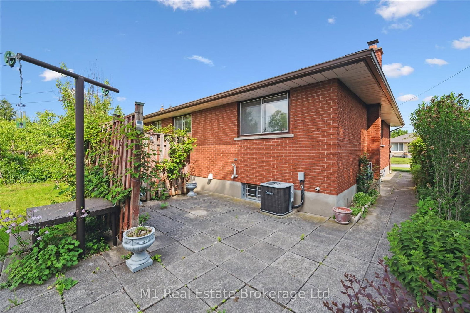 27 Palermo Crescent • Guelph, ON photo 39