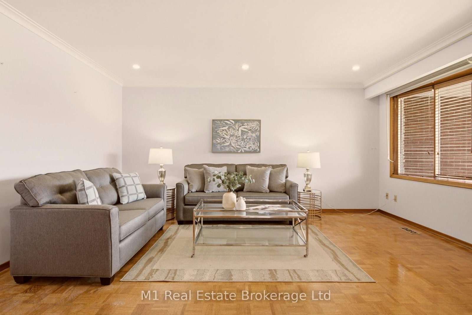 27 Palermo Crescent • Guelph, ON photo 9