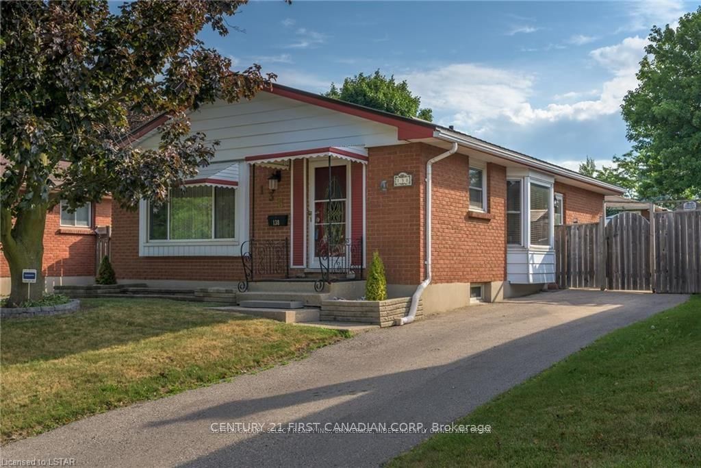 138 Harding Crescent, London South