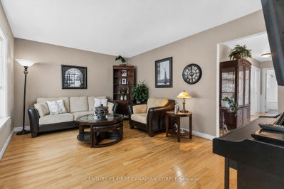 138 Harding Crescent • London South, ON photo 4