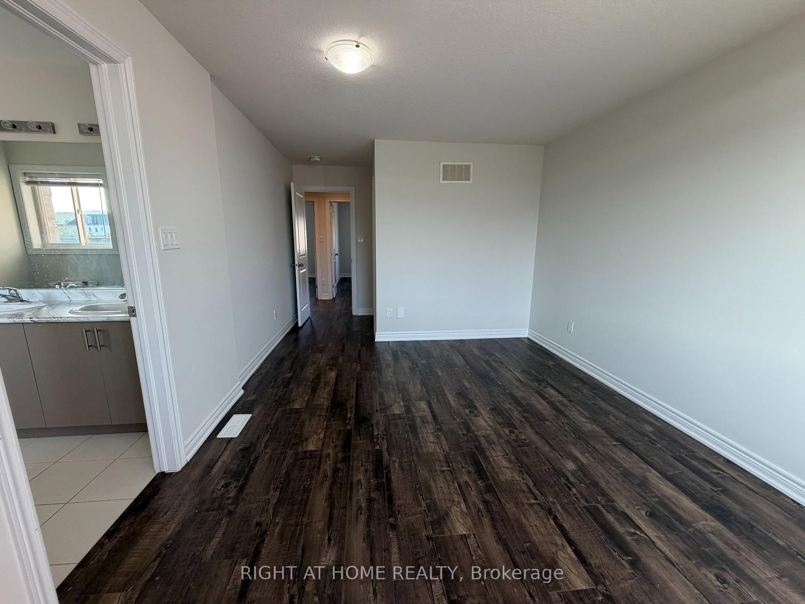 105 Sonoma Lane • Hamilton, ON photo 19
