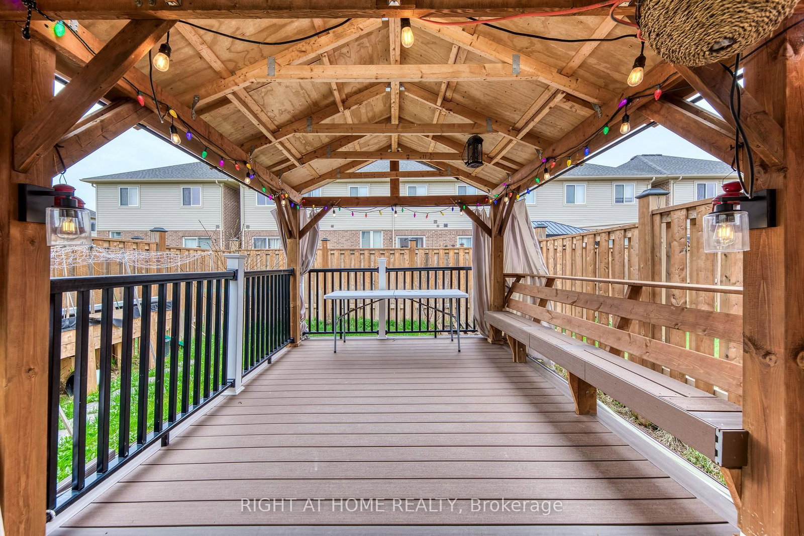 105 Sonoma Lane • Hamilton, ON photo 23