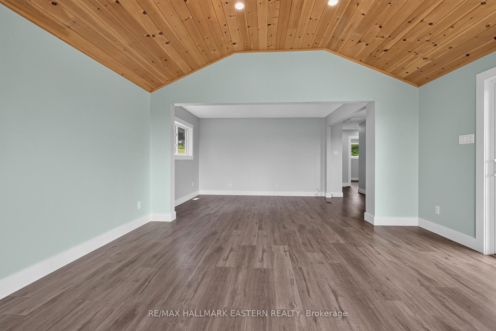 219 North Indian Road • Asphodel-Norwood, ON photo 11