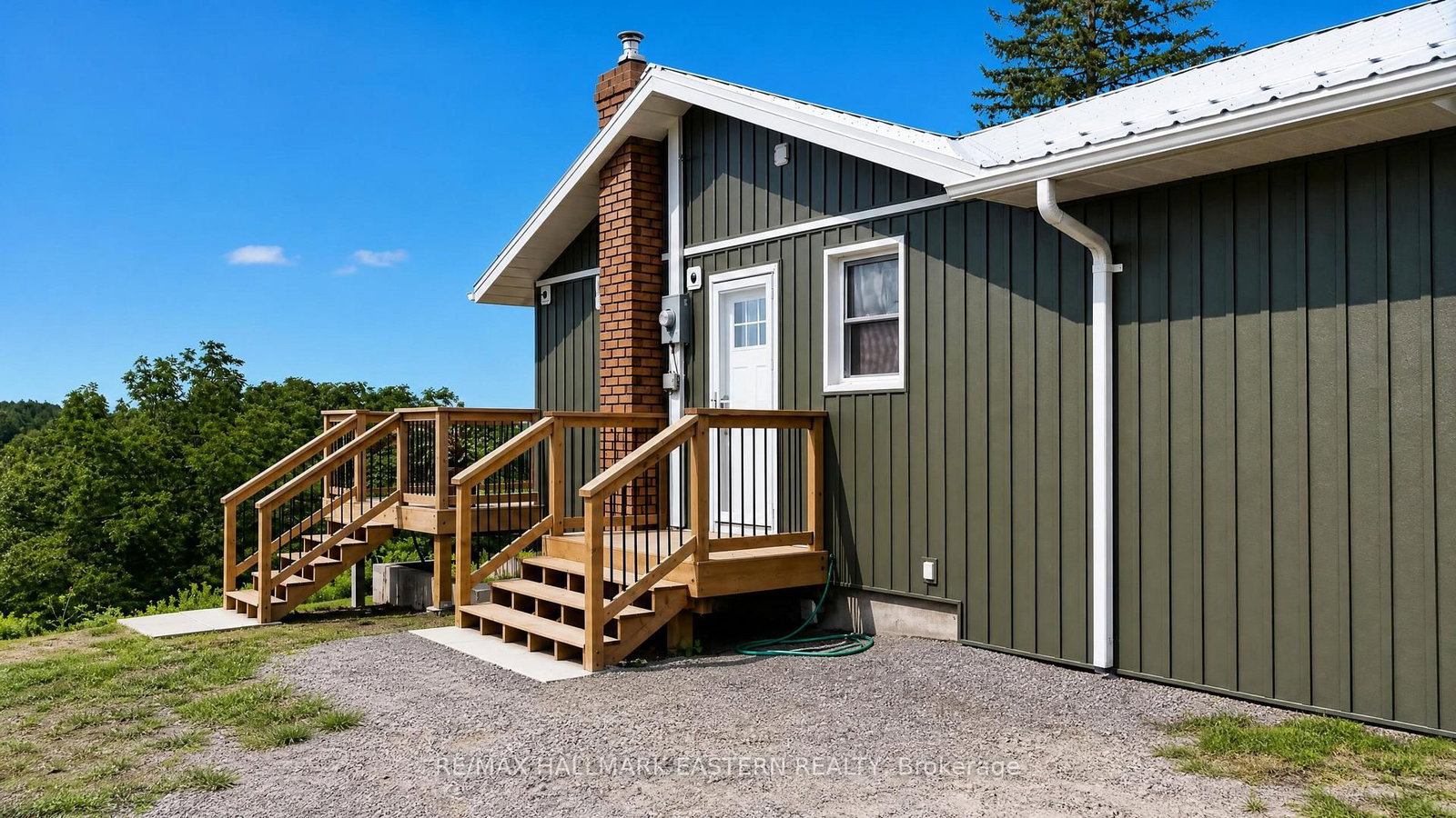 219 North Indian Road • Asphodel-Norwood, ON photo 2