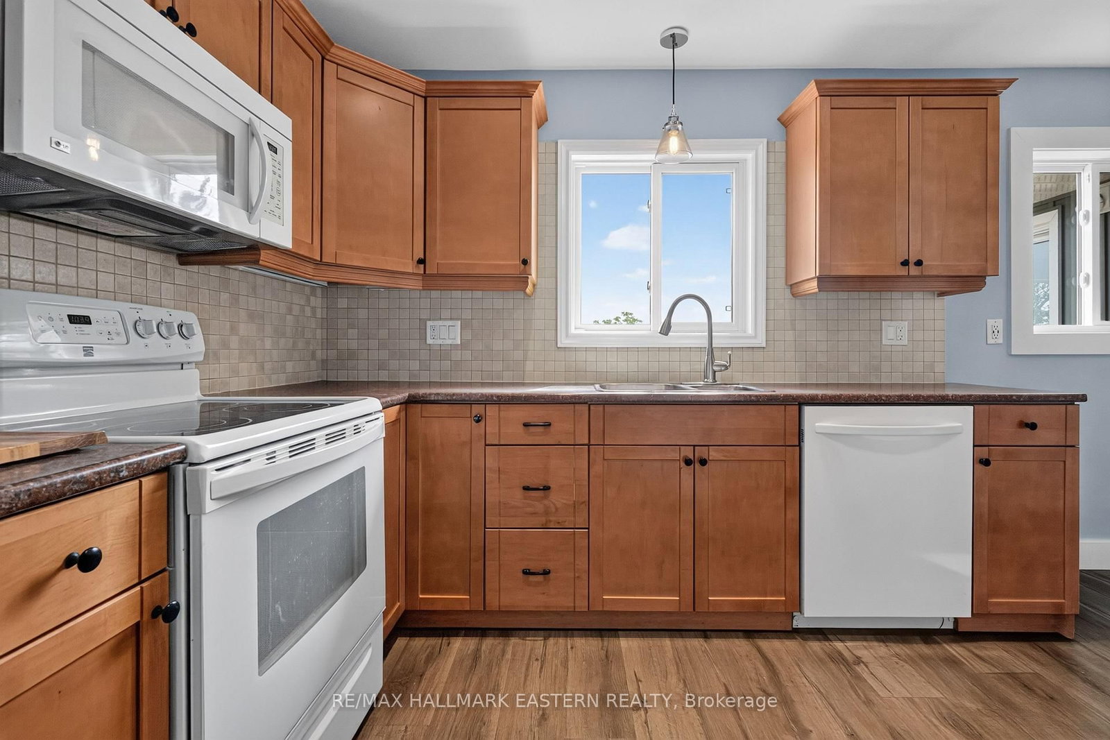 219 North Indian Road • Asphodel-Norwood, ON photo 5