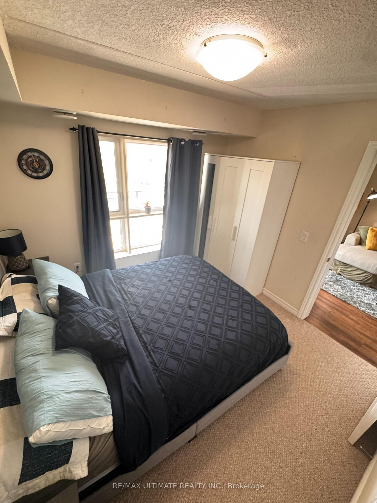 515-7 Kay Cres, Guelph, view 4