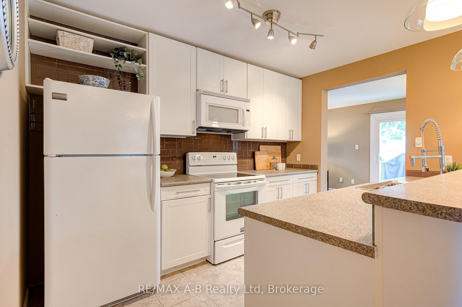 3967 Milton Street • Perth East, ON photo 10