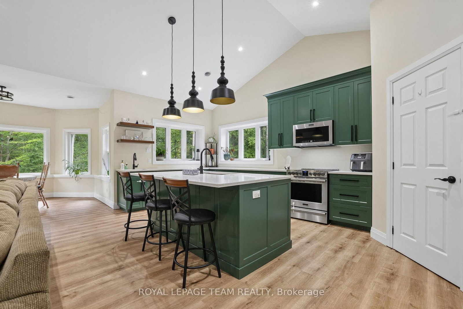 921 Ferguson Lake Road • Calabogie, ON photo 14