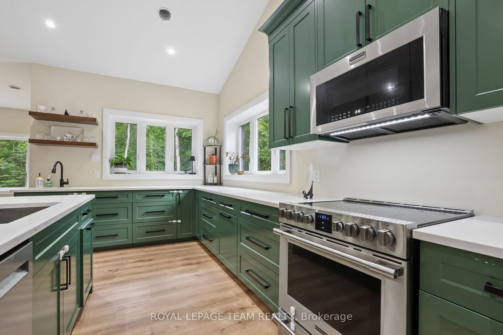 921 Ferguson Lake Road • Calabogie, ON photo 15
