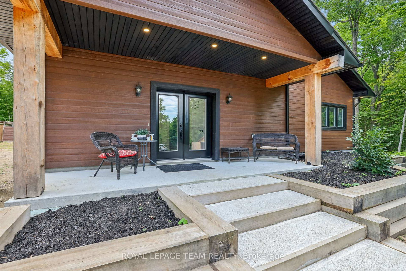 921 Ferguson Lake Road • Calabogie, ON photo 5