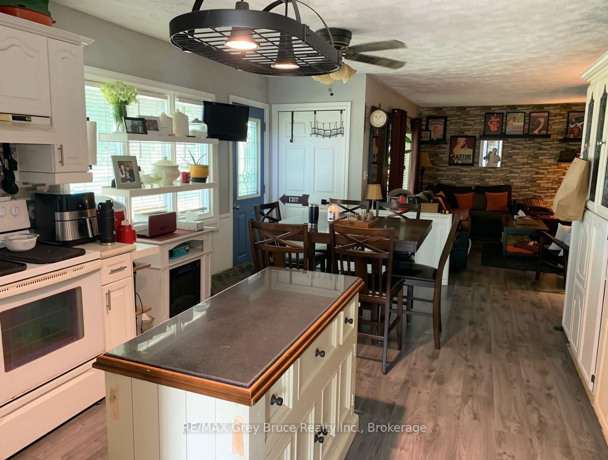 21486 Grey 16 Road • Chatsworth, ON photo 8