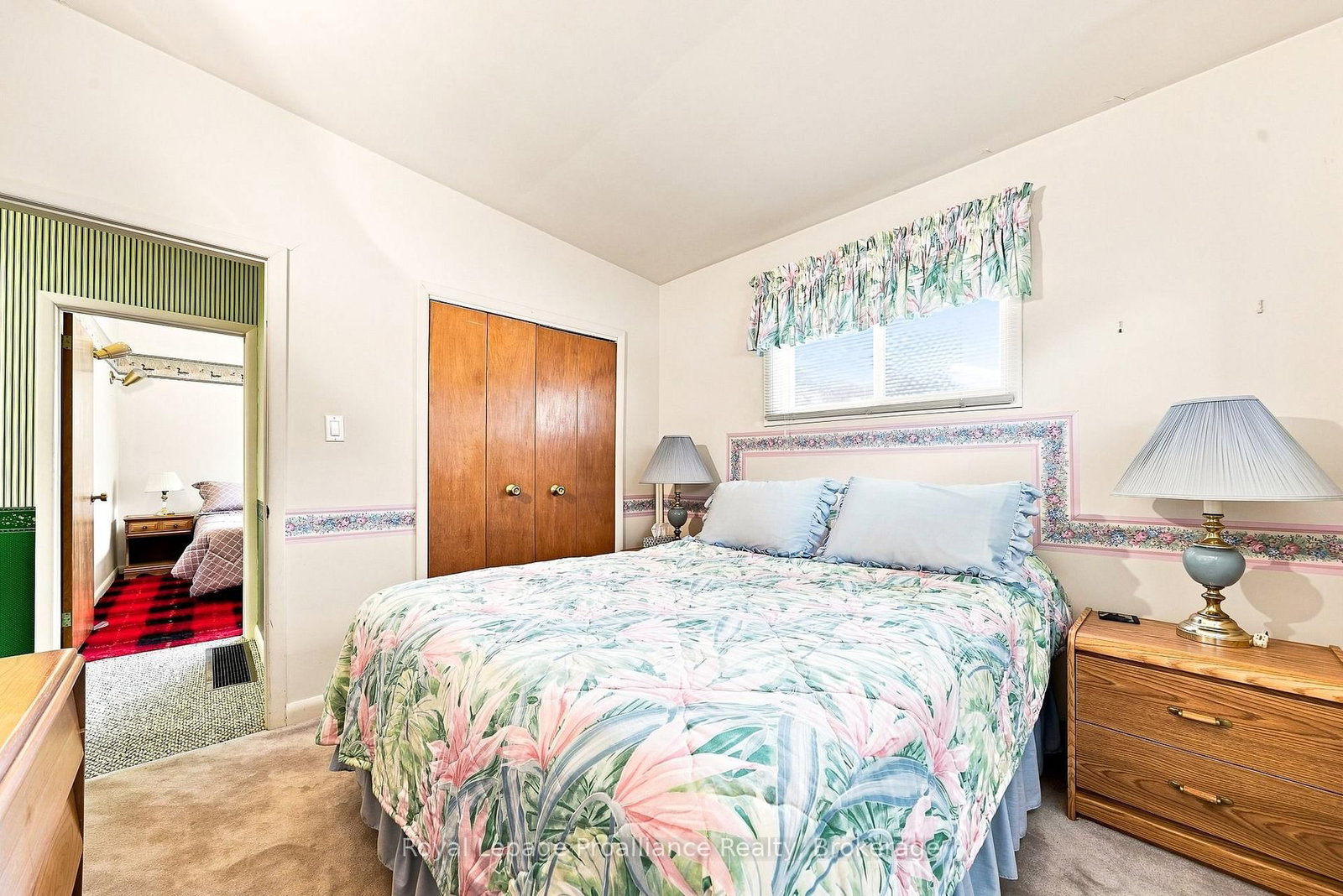 380-384 Main Street • Prince Edward County, ON photo 19